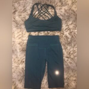 Lululemon Green Jasper Bra + Wundertrain Legging Set (Size 6/8)